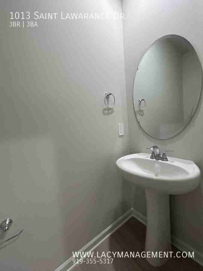 1013 Saint Lawrence Dr - Photo 7 of 23