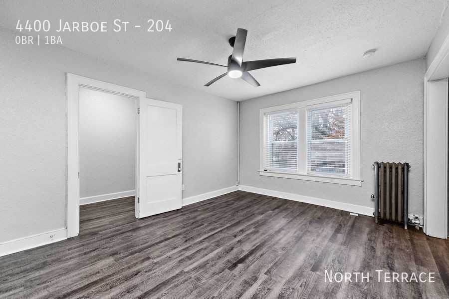 Jarboe Place - Photo 3 of 14