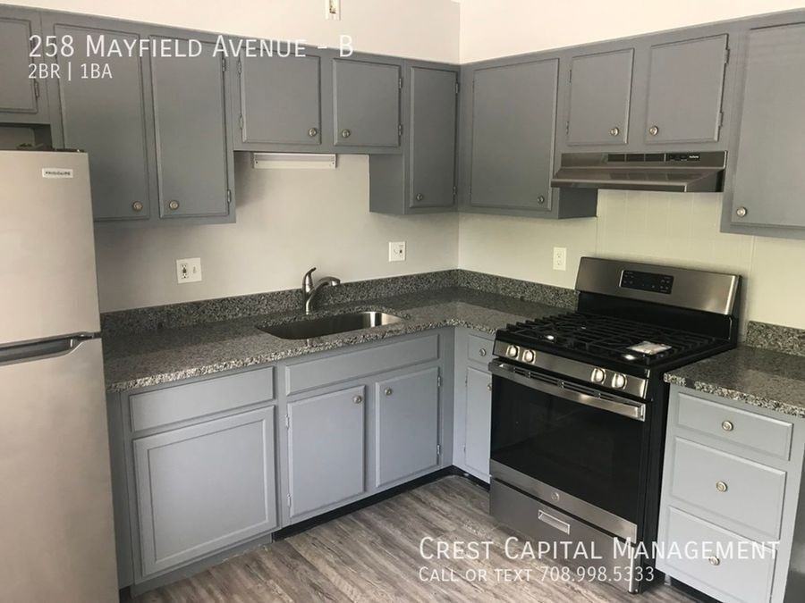 256 Mayfield Ave #C - Photo 3 of 12