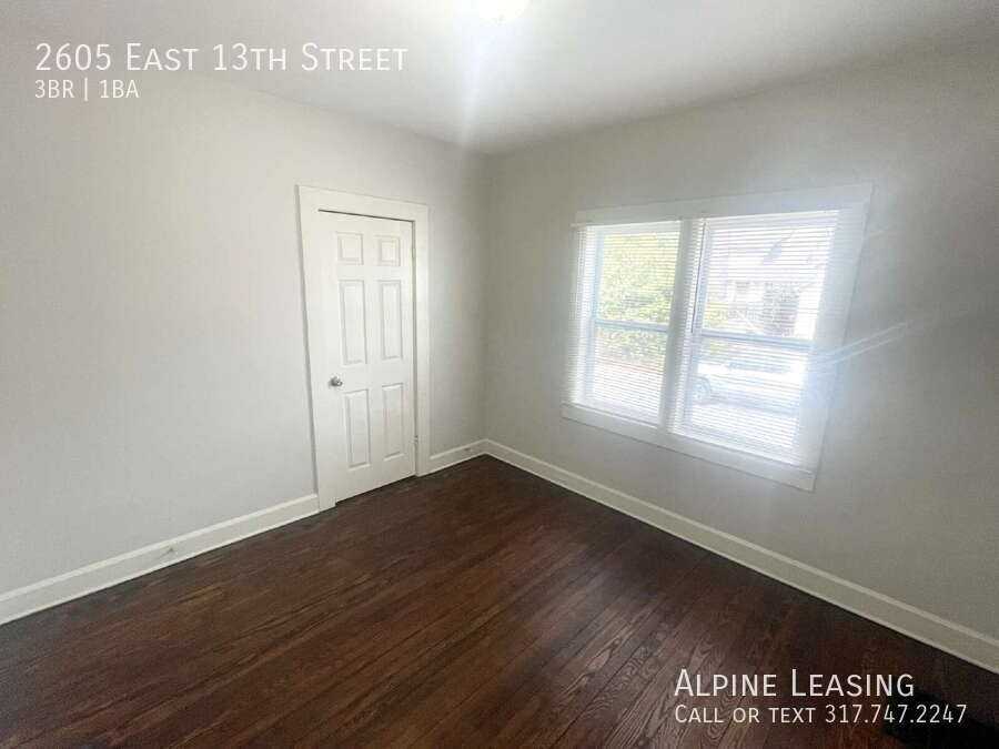 2605 E 13th St - Photo 3 of 7