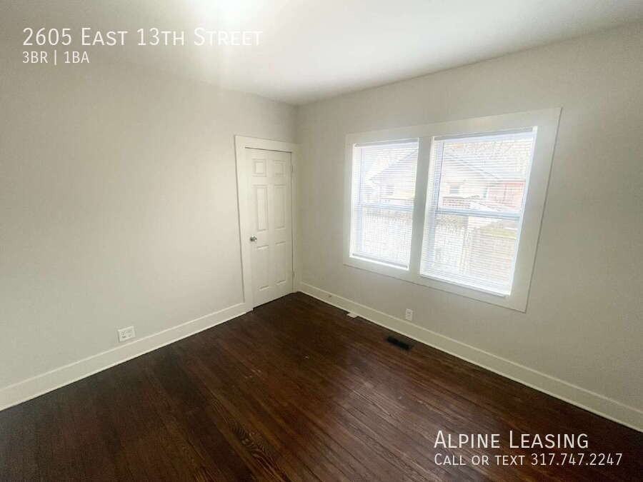 2605 E 13th St - Photo 6 of 7
