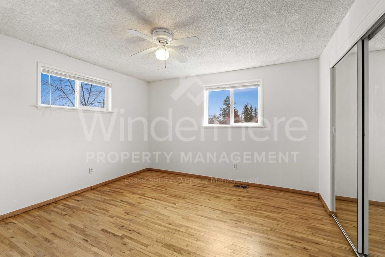 812 Chestnut St - Photo 7 of 25