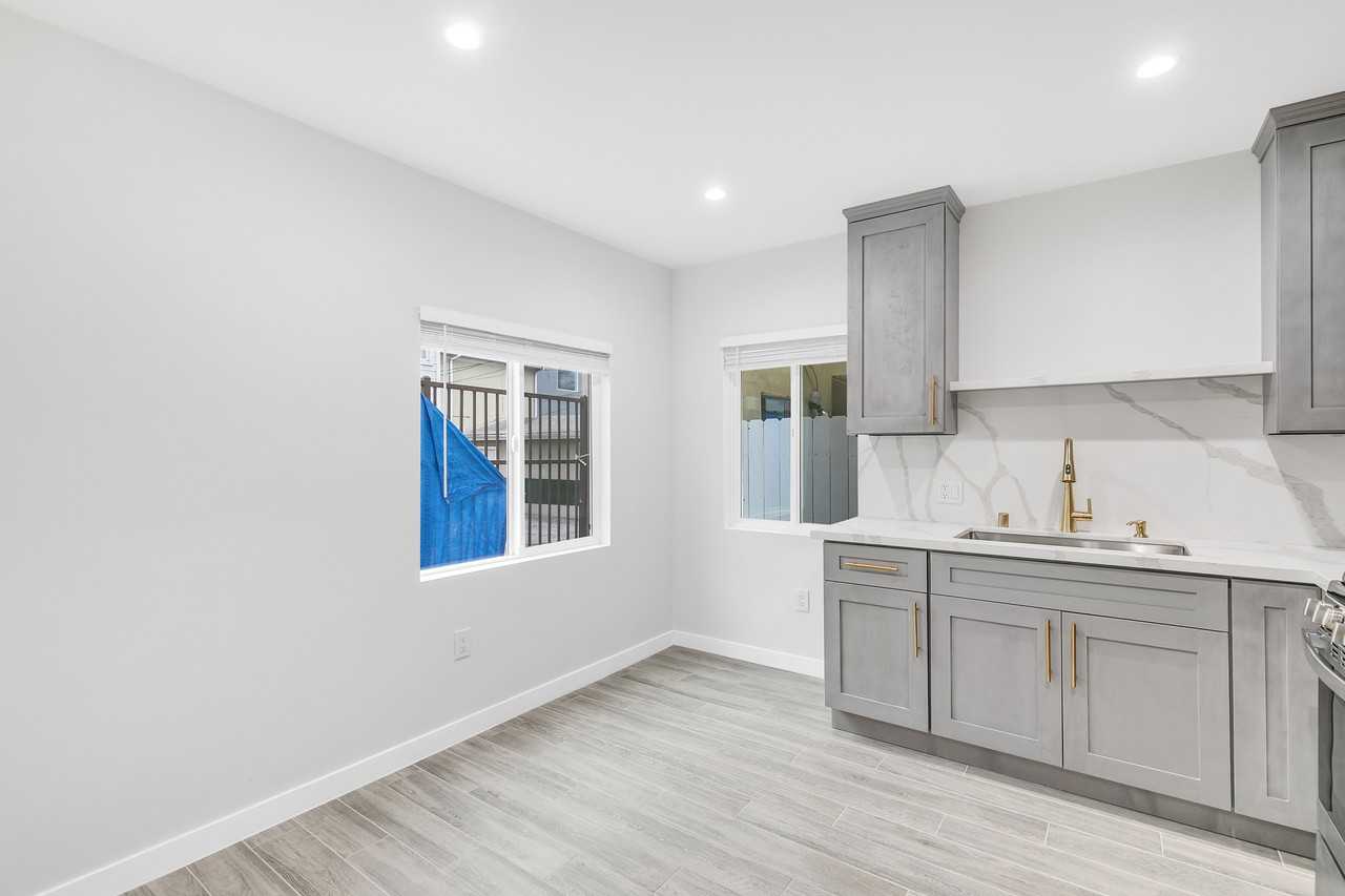 40 Rose Ave #3 - Photo 6 of 17