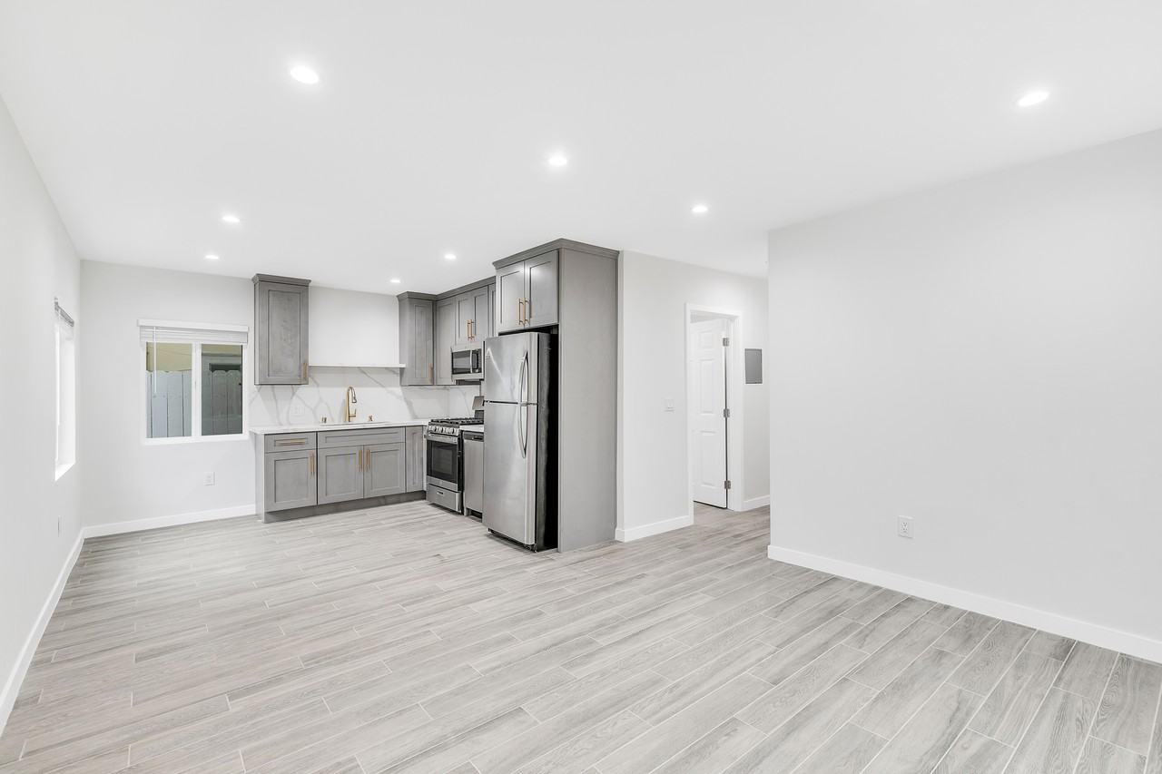 40 Rose Ave #3 - Photo 7 of 17