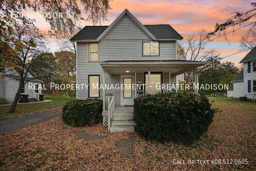 134 Windsor St - Photo 2 of 14