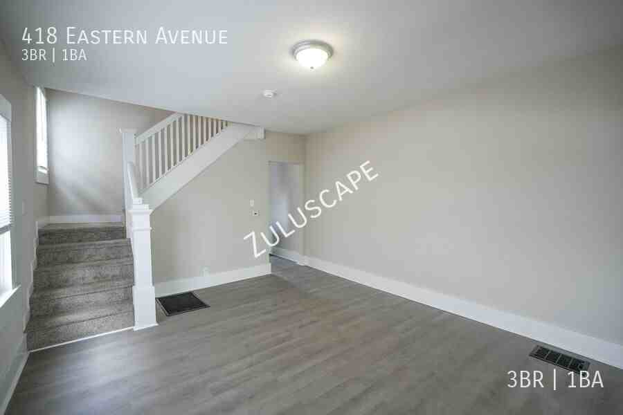 418 Eastern Ave - Photo 5 of 24
