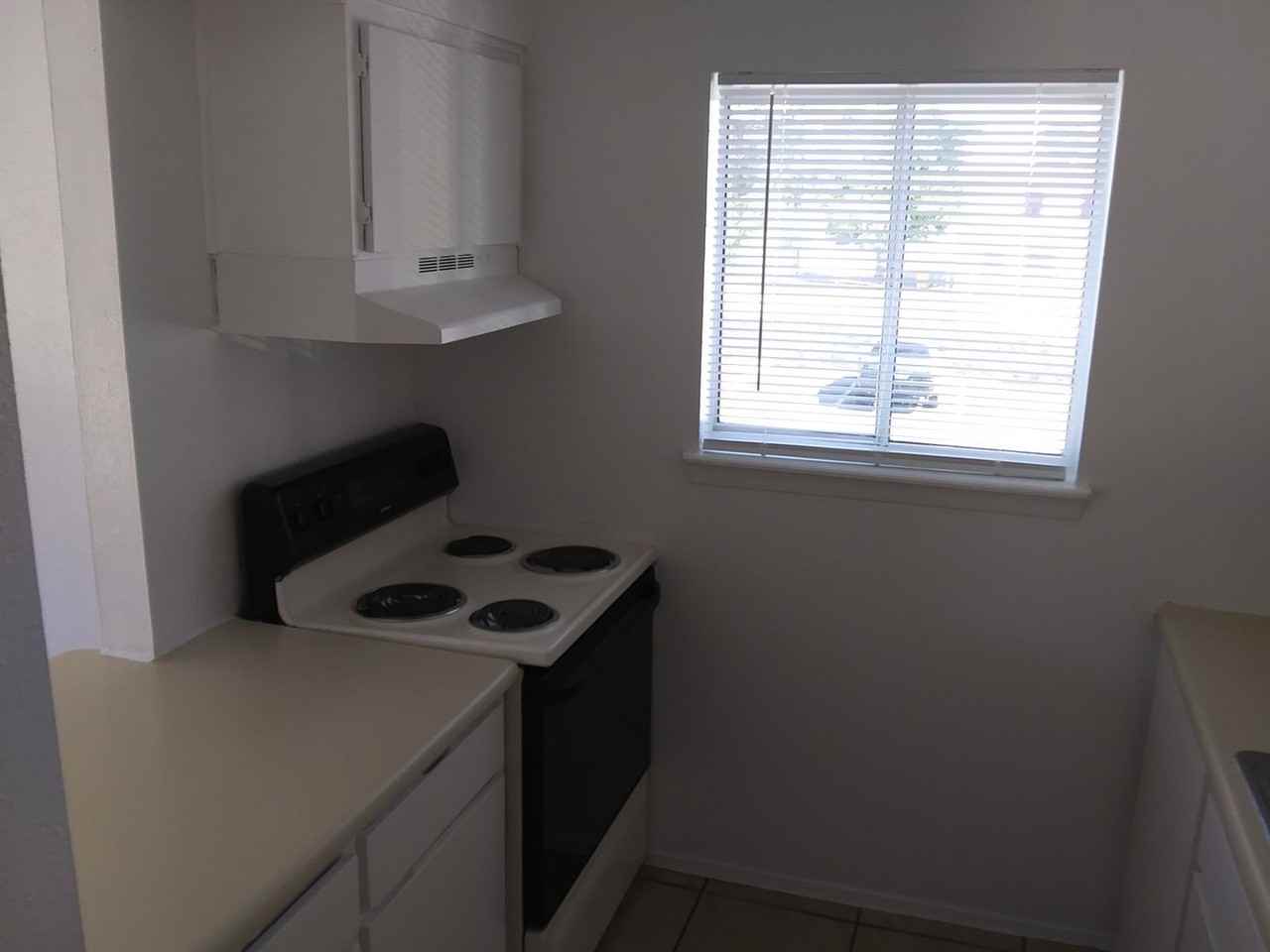 Welcome to La Puerta Del Sol - Photo 5 of 7