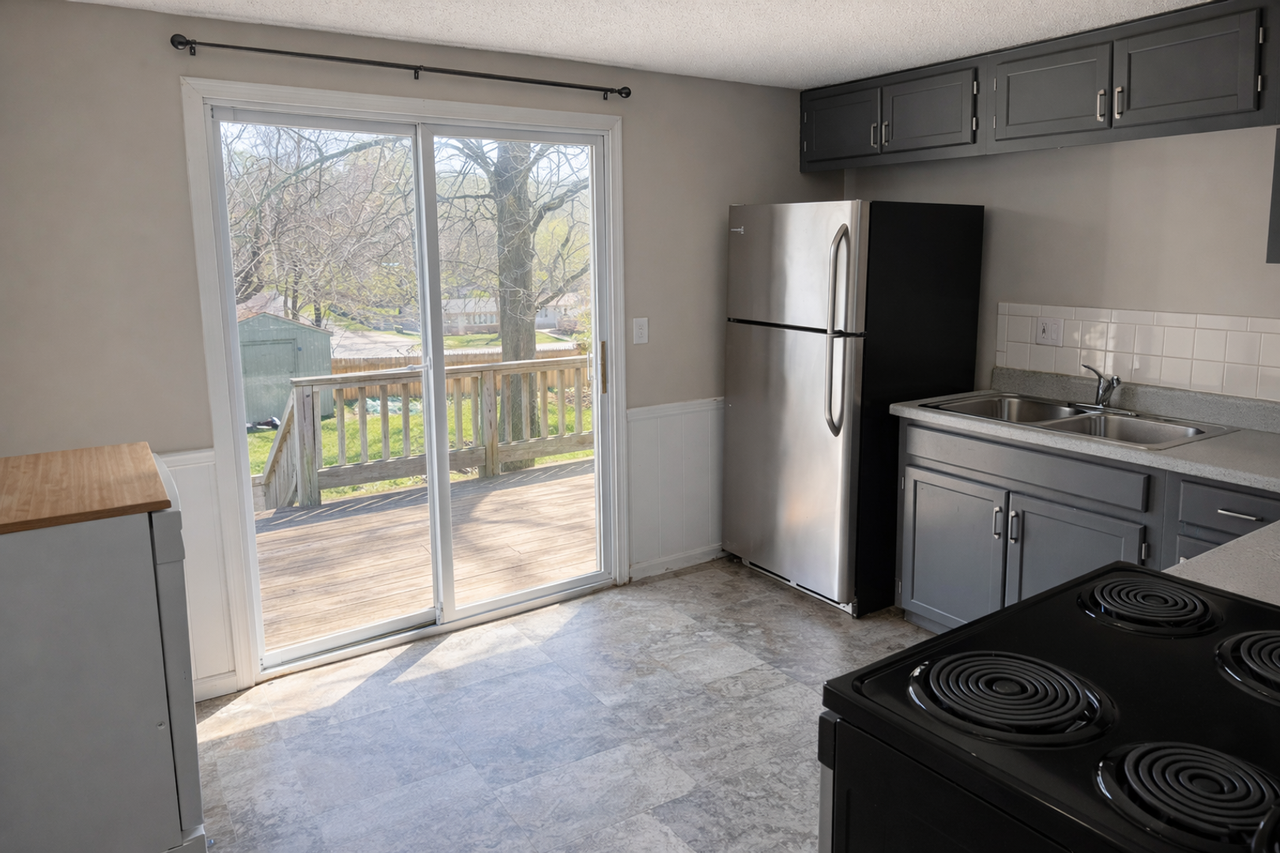 9125 Grand Ave - Photo 5 of 19