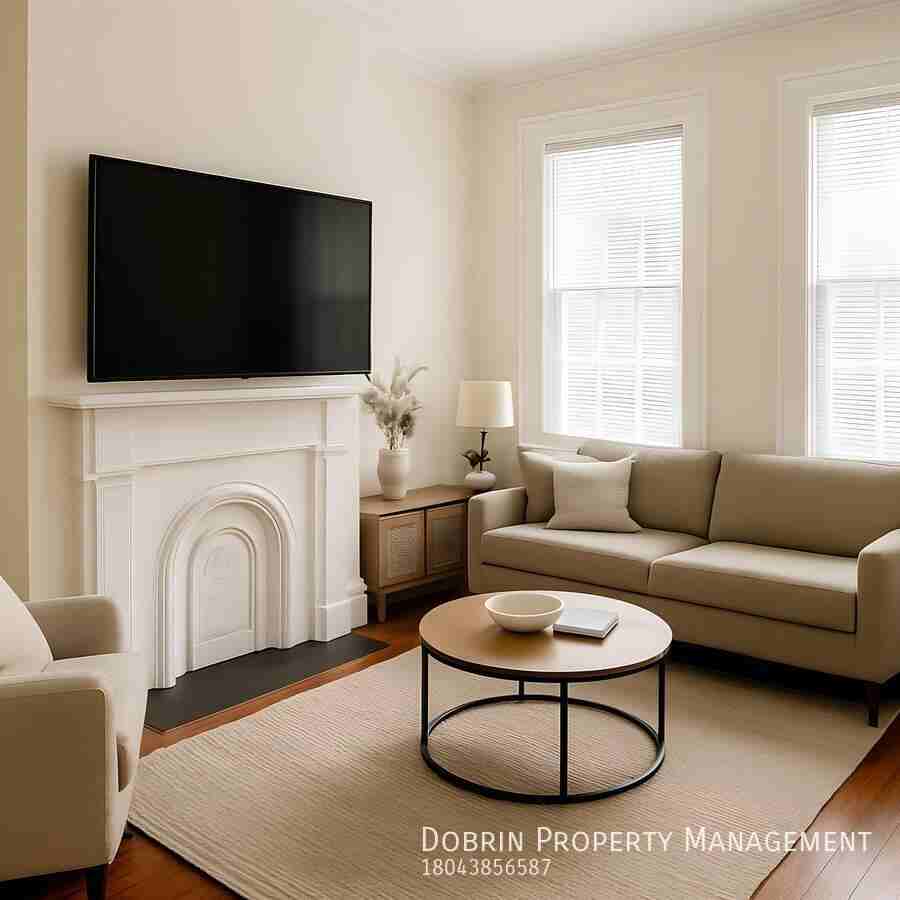 113 E Leigh St #2 - Photo 2 of 18