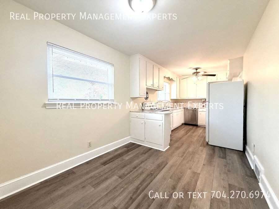 4916 Nevin Rd - Photo 5 of 15