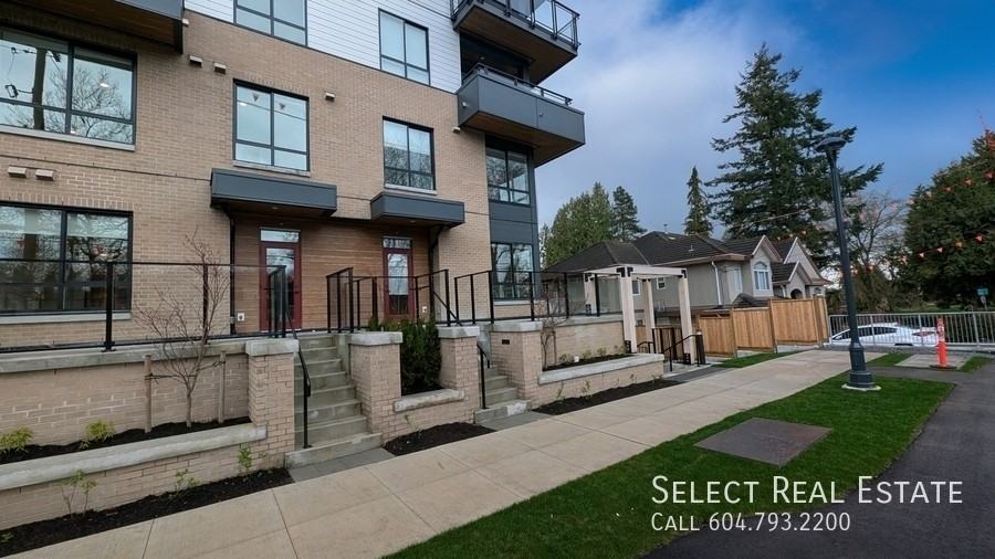 134 STREETTH5 & #TH5 - Photo 3 of 31