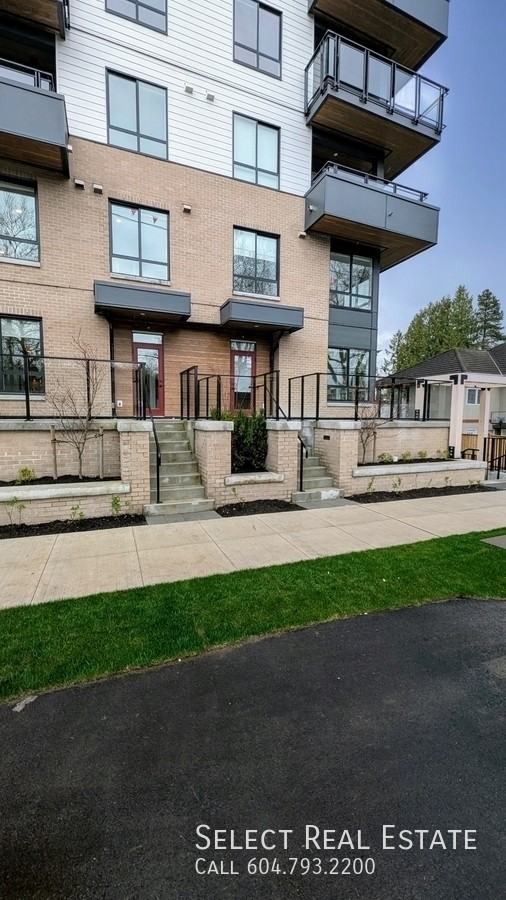 134 STREETTH5 & #TH5 - Photo 4 of 31