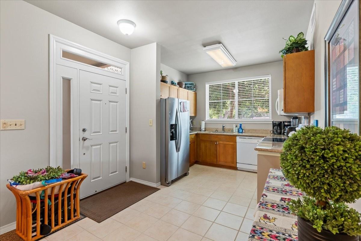 42 Kai Makani Loop #101 - Photo 5 of 20