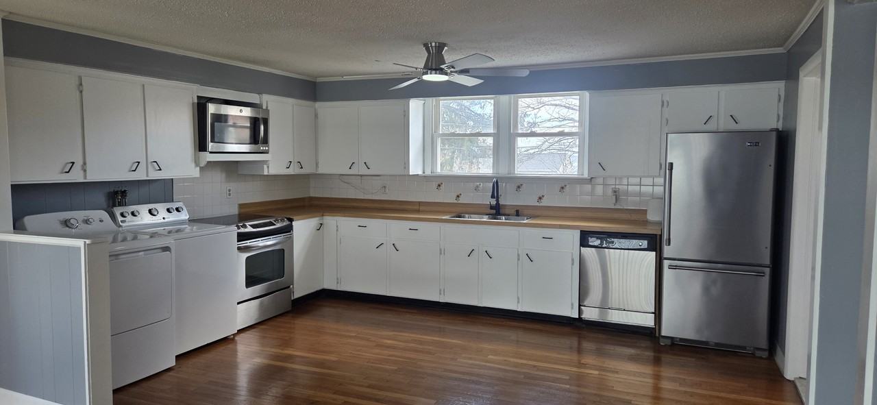 267 Dwelly St #1 - Photo 2 of 12