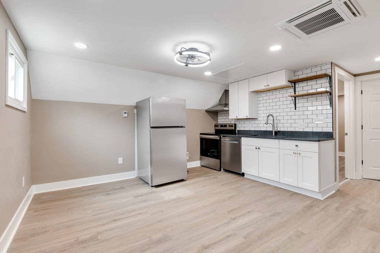 3410 Babcock Blvd #2 - Photo 2 of 12