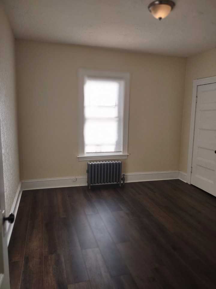 199 Main St #2 - Photo 6 of 11