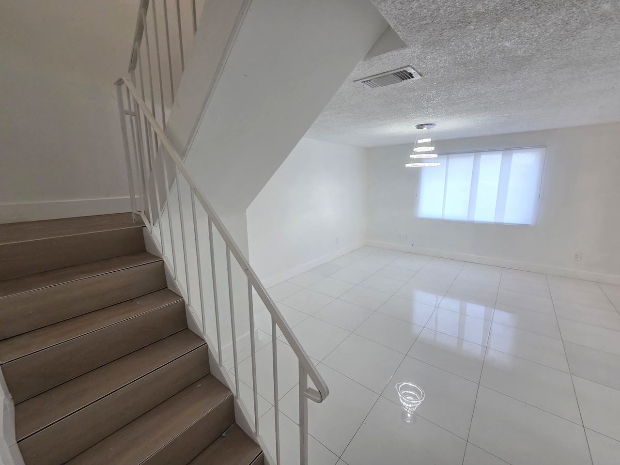 22114 Sw 103rd Ave #22114 - Photo 4 of 25