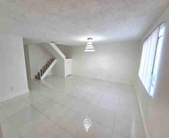 22114 Sw 103rd Ave #22114 - Photo 7 of 25