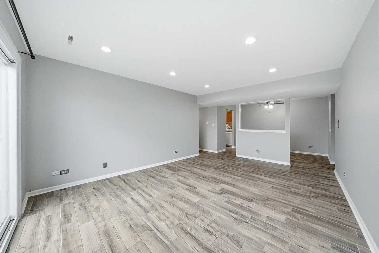 10308 Circle Dr #301 - Photo 6 of 26