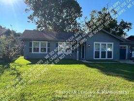 695 Peyton Dr - Photo 1 of 1