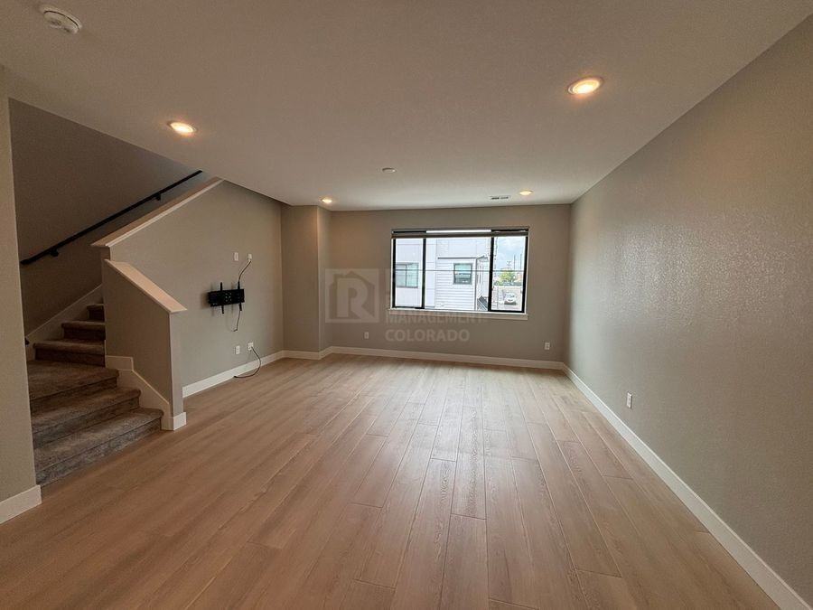 2064 S Holly St #4 - Photo 6 of 43