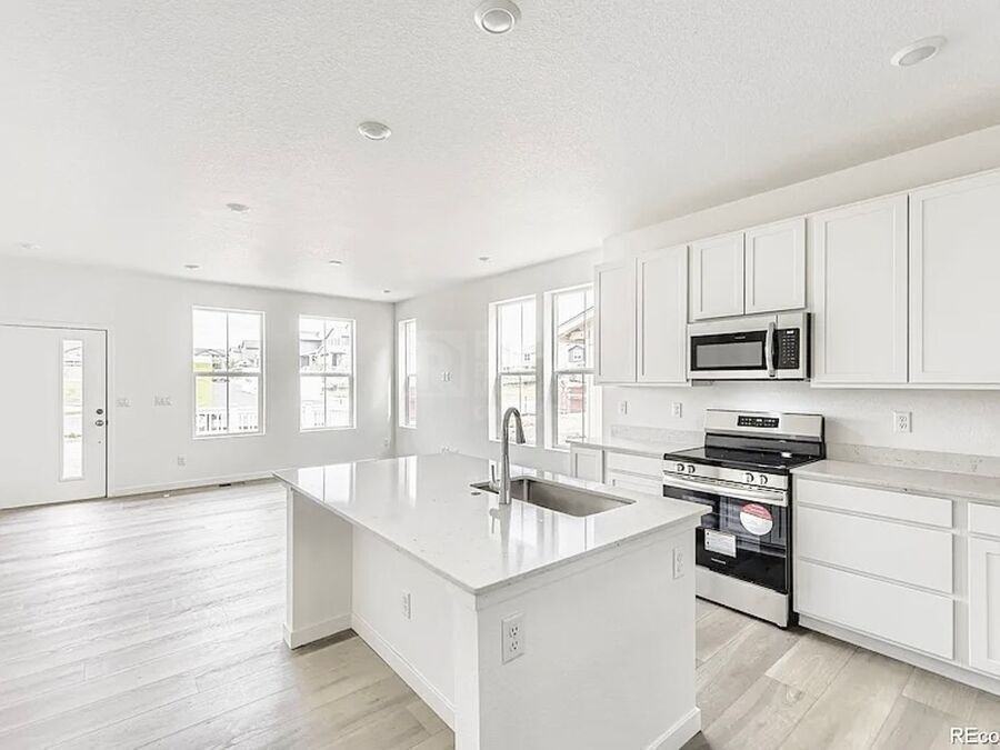 713 N Carrie St - Photo 2 of 14