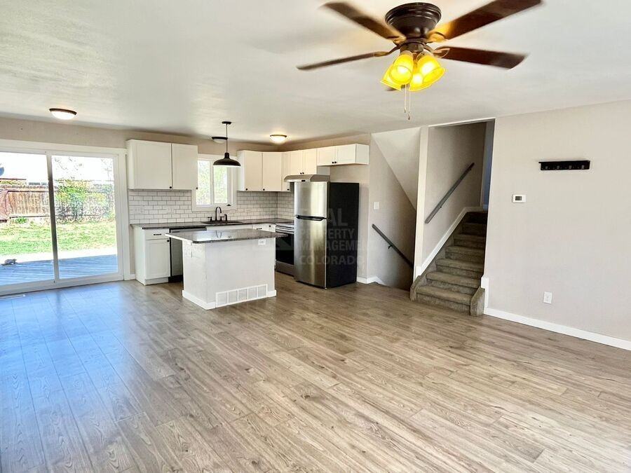 7402 Treasure Trail Cir - Photo 2 of 19