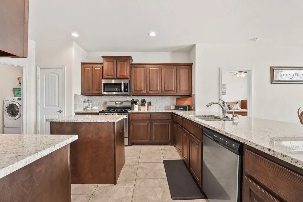 2308 Sky View Rd #NA - Photo 6 of 23