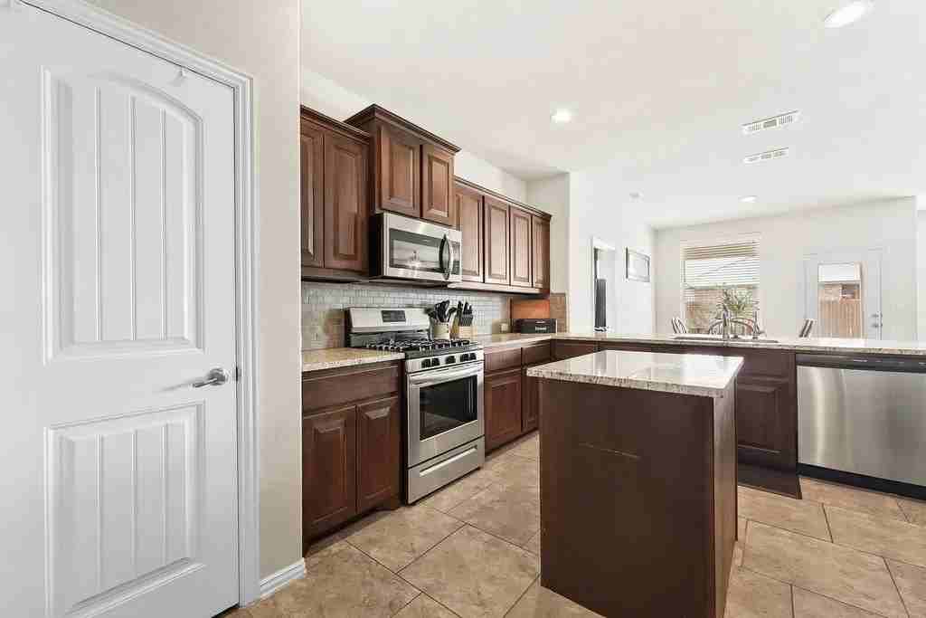 2308 Sky View Rd #NA - Photo 7 of 23