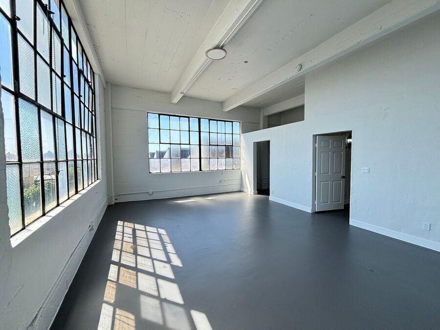 1341 58th Ave #18 - Photo 4 of 21