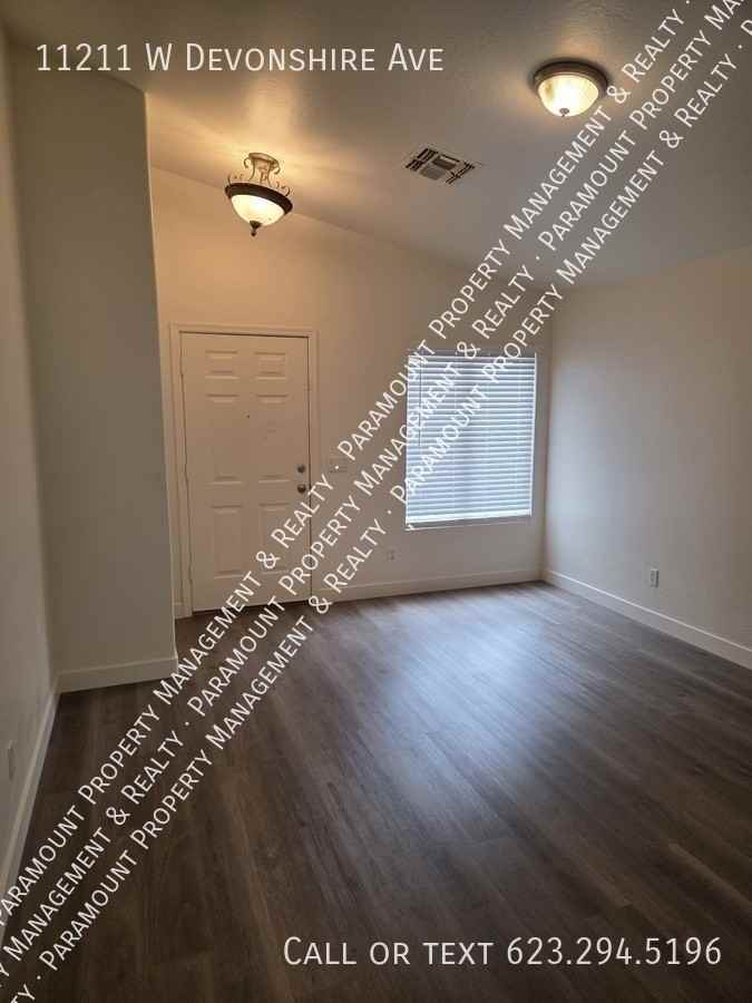 11211 W Devonshire Ave - Photo 4 of 27