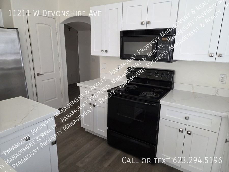 11211 W Devonshire Ave - Photo 6 of 27