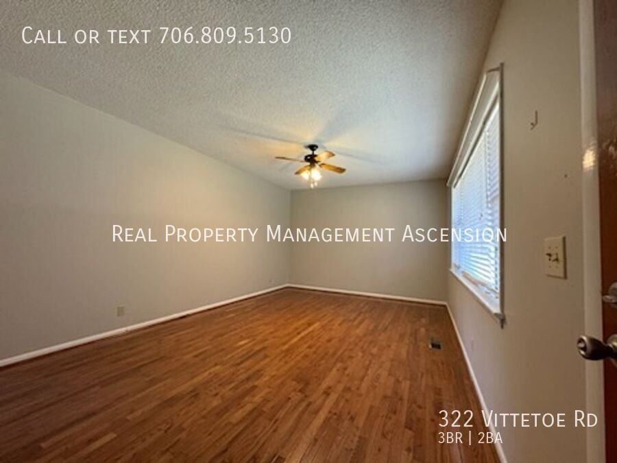 322 Vittetoe Rd - Photo 4 of 35