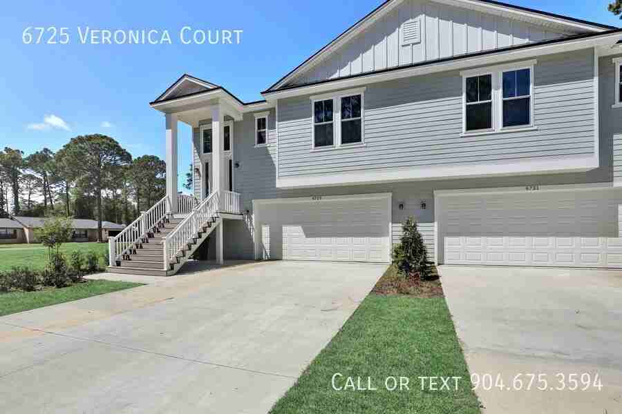 6725 Veronica Ct - Photo 2 of 32