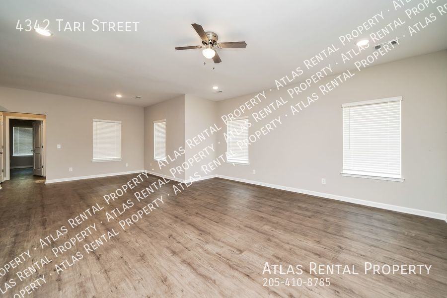 4342 Tari St - Photo 5 of 23