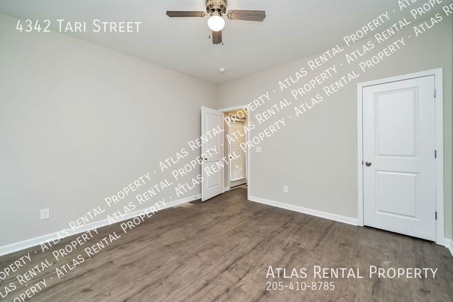 4342 Tari St - Photo 6 of 23