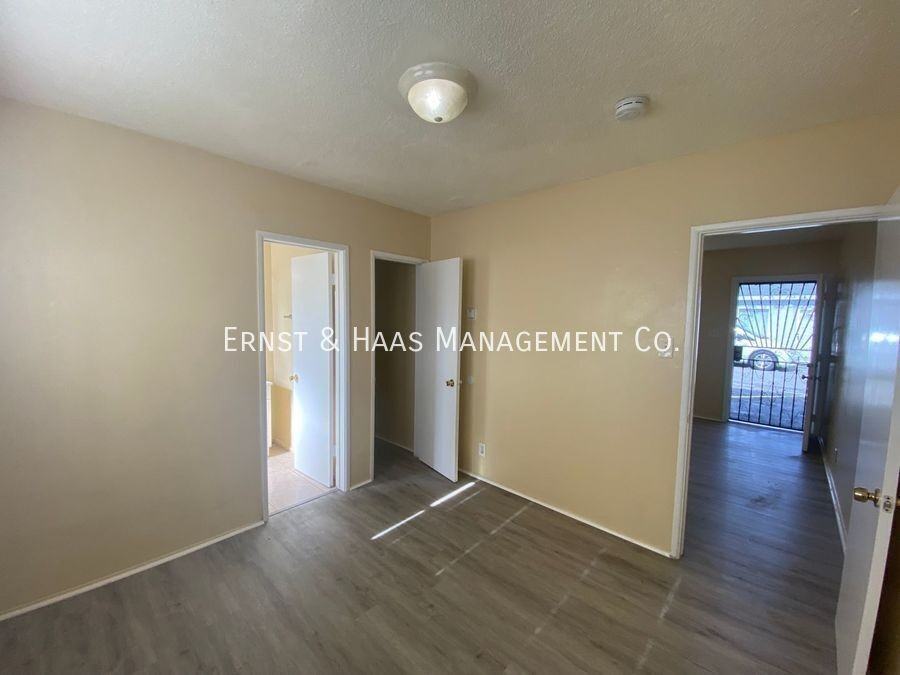 13812 Avalon Blvd #B - Photo 6 of 20