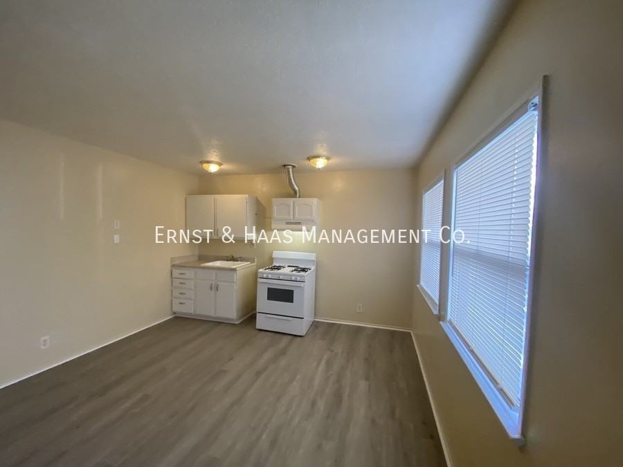 13812 Avalon Blvd #B - Photo 7 of 15