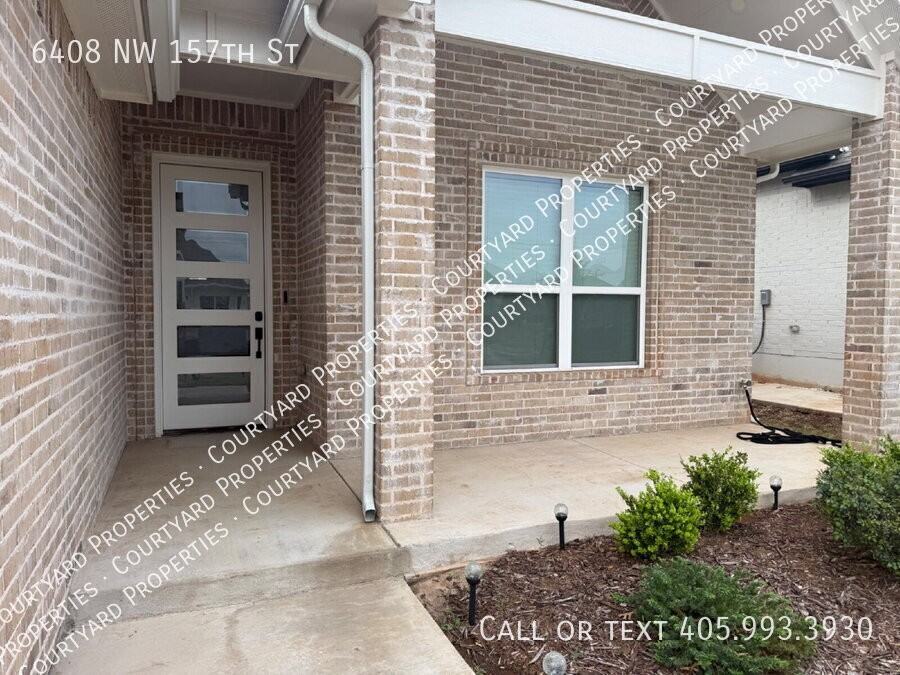 6408 Nw 157th St - Photo 3 of 40