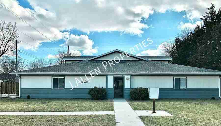 606 W Prairie Ave - Photo 5 of 5