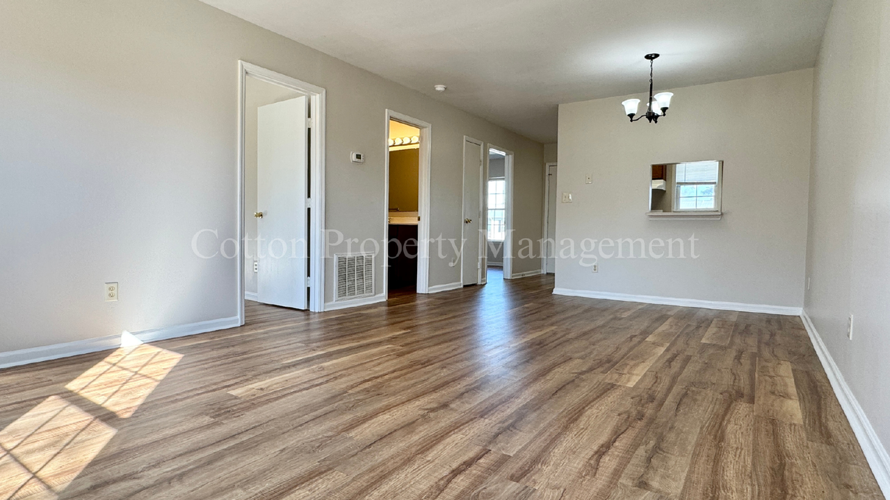 315 S Dudley St #7 - Photo 6 of 21