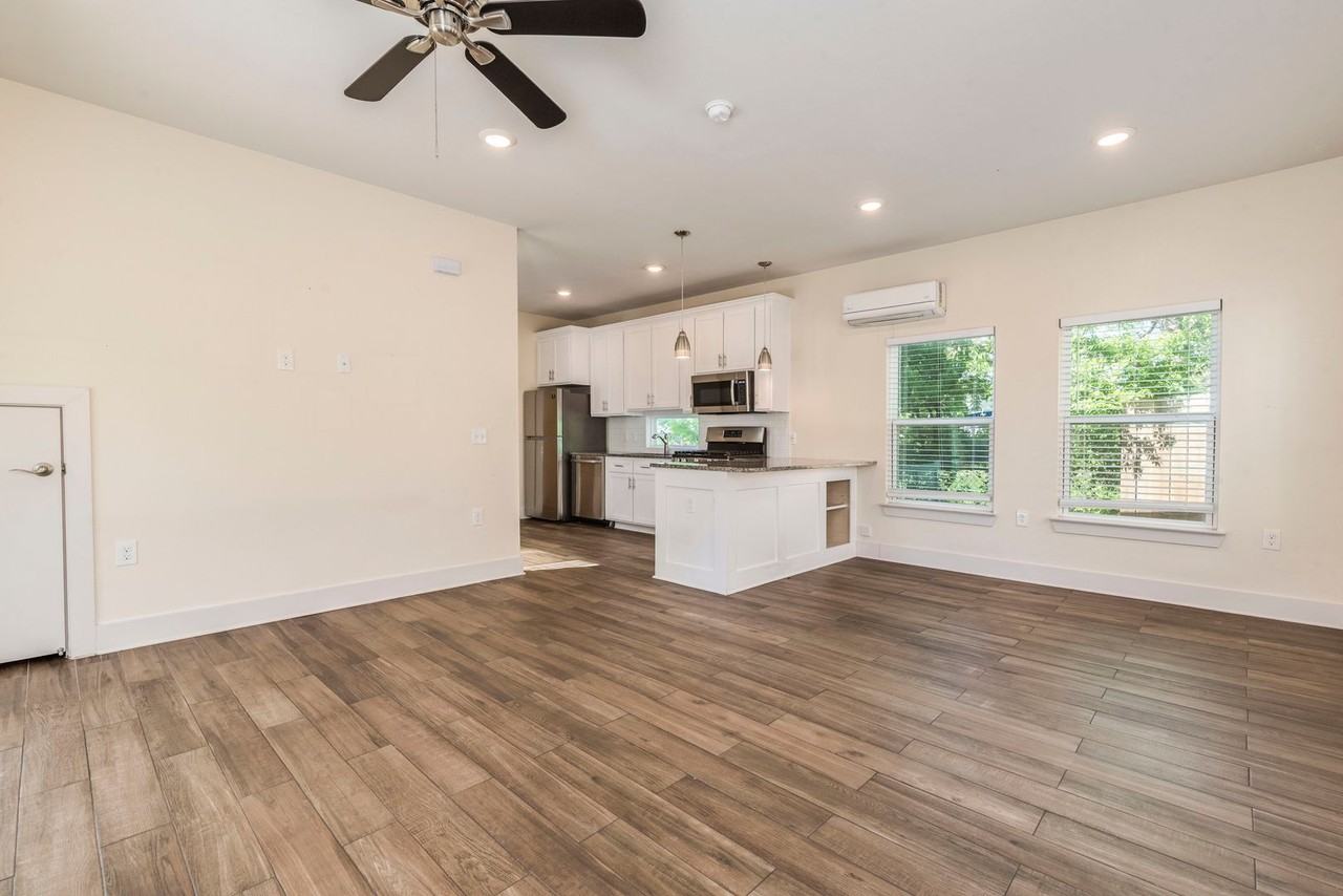 3702 Tower View Ct #B - Photo 7 of 23