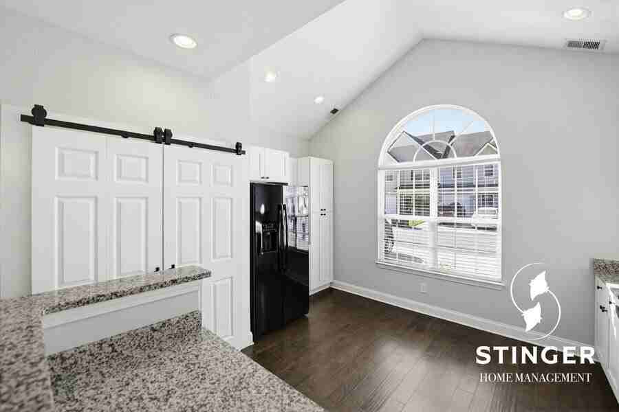 379 Dante Cir - Photo 7 of 28