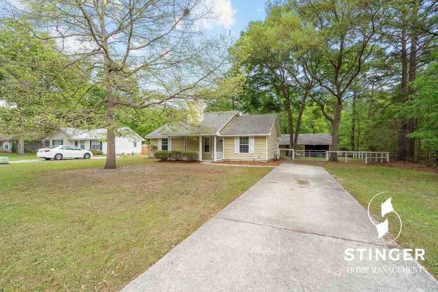 12 Robin Way - Photo 2 of 27