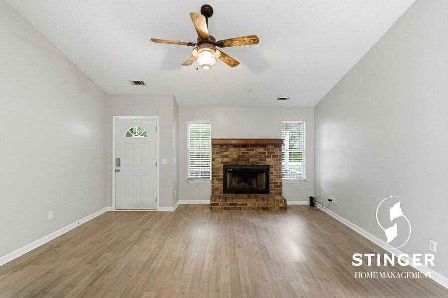 12 Robin Way - Photo 5 of 27