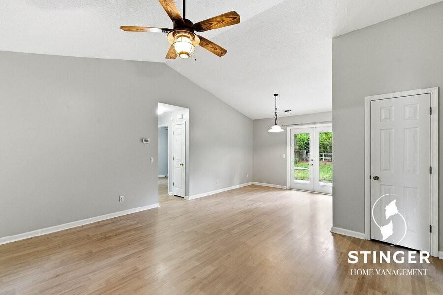 12 Robin Way - Photo 6 of 27