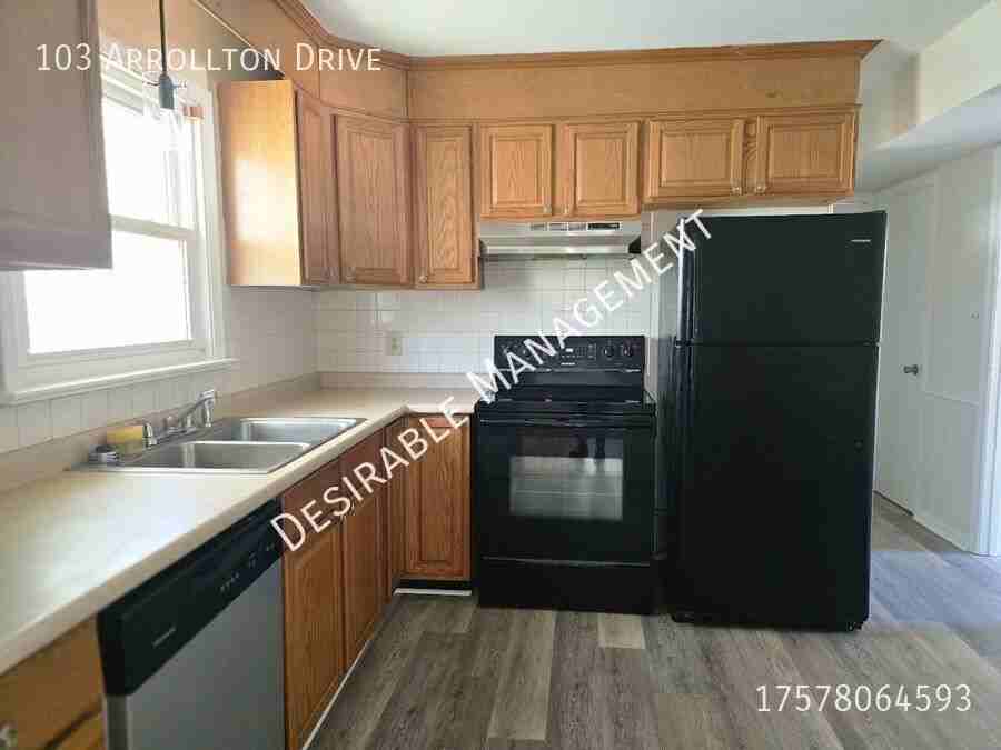 103 Arrollton Dr - Photo 5 of 18