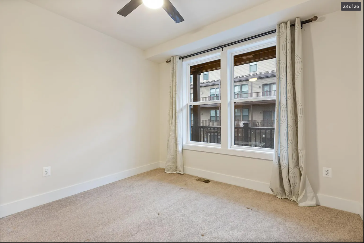 613 Herndon Pkwy #51 - Photo 3 of 20