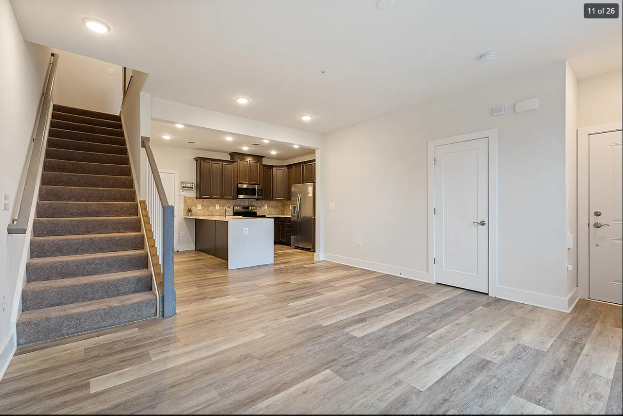 613 Herndon Pkwy #51 - Photo 7 of 20