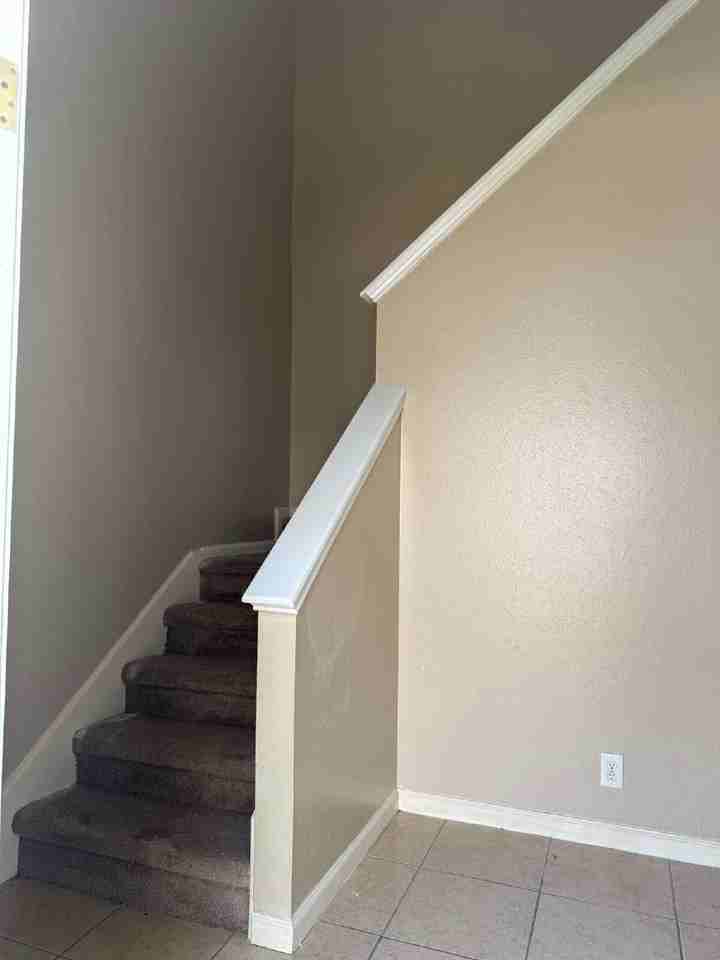 10571 Starcrest Dr - Photo 7 of 26